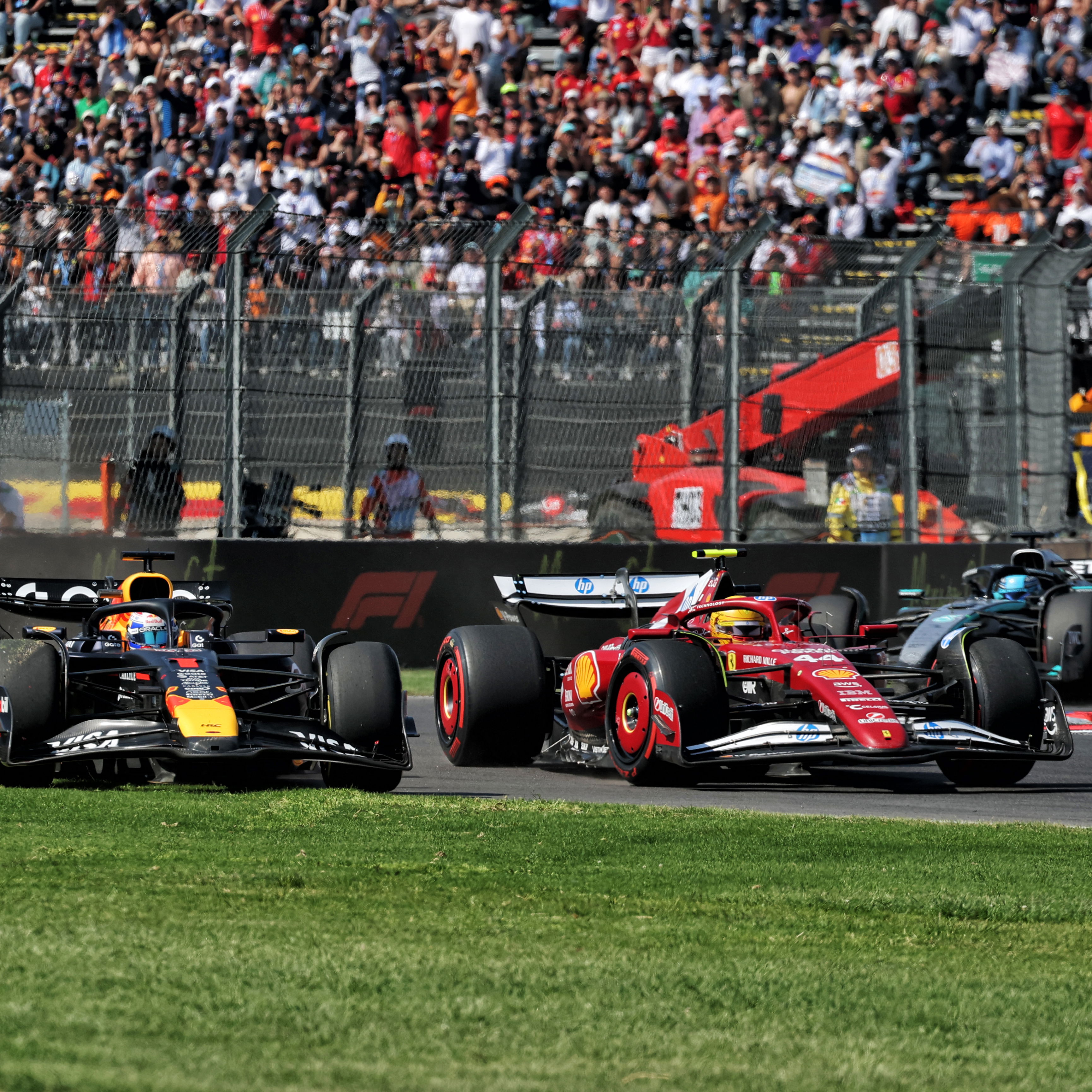 Hamilton and Verstappen renewed their famous F1 rivalry
