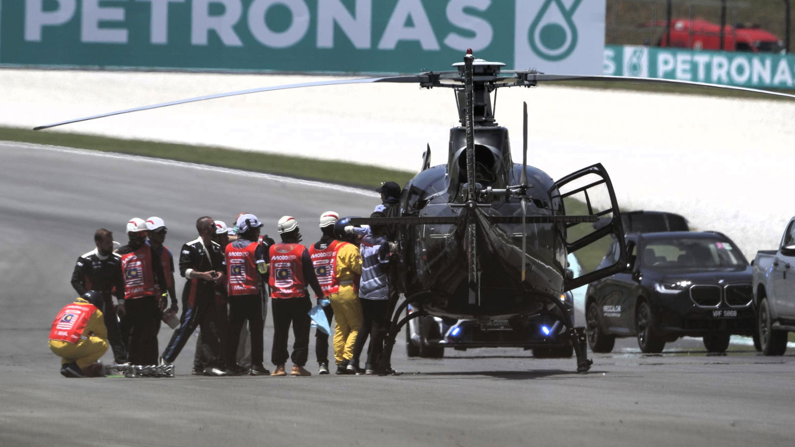 Aftermath of Rueda and Dettwiler Moto3 sighting lap incident, 2025 Malaysian MotoGP