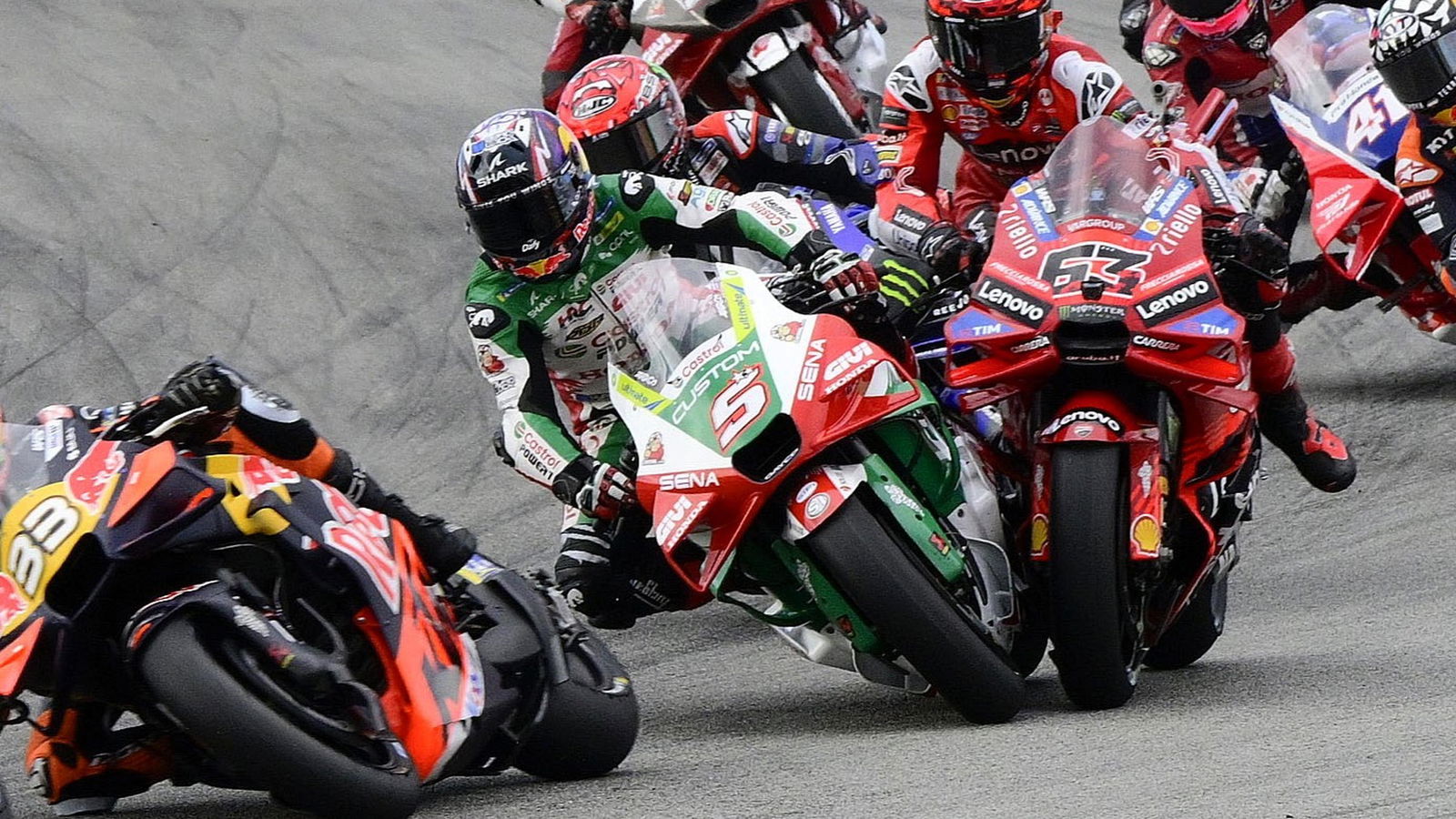 Johann Zarco, Francesco Bagnaia clash, 2025 Valencia MotoGP