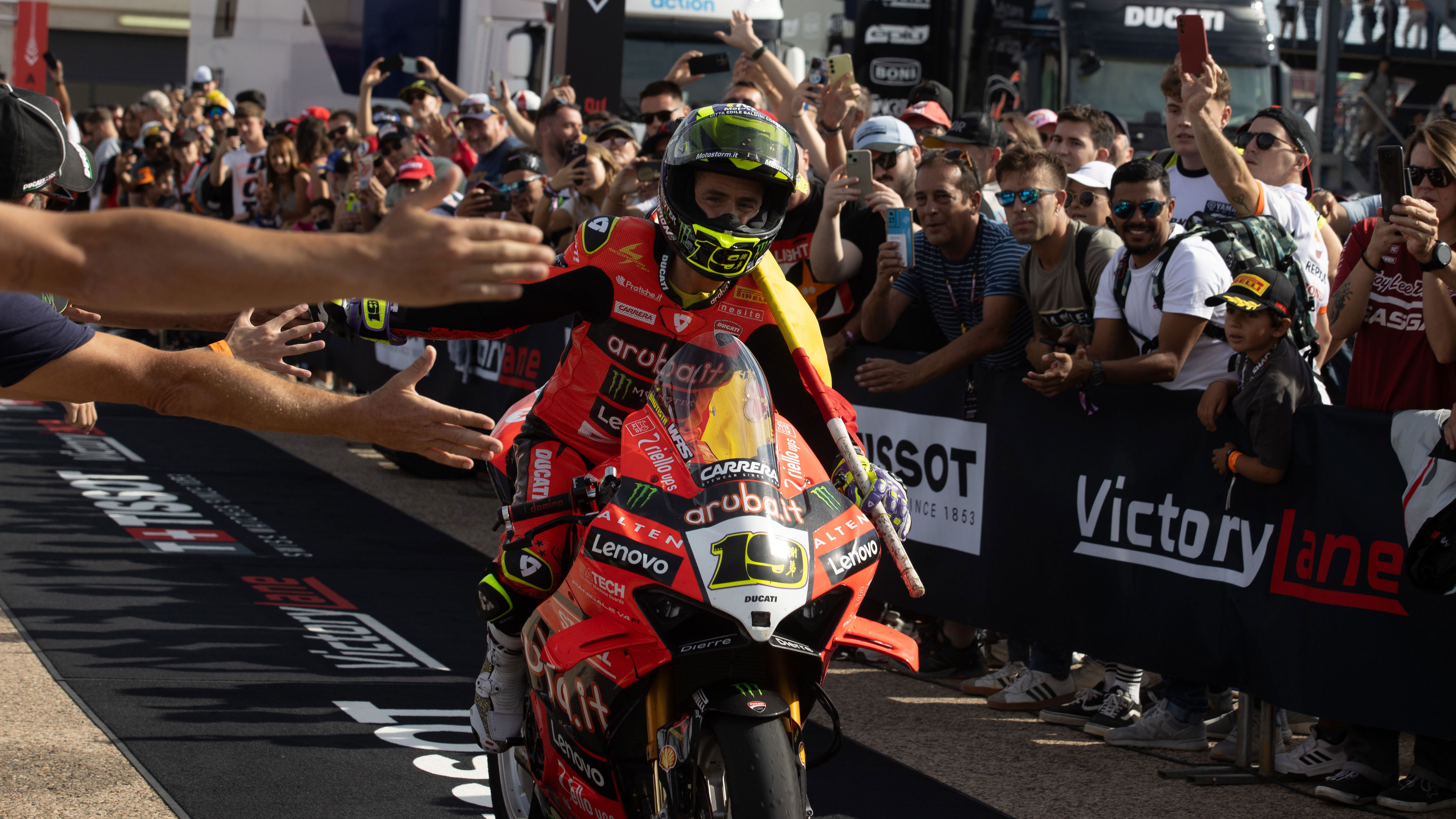 Alvaro Bautista, 2025 Aragon WorldSBK, parc ferme. Credit: Gold and Goose.