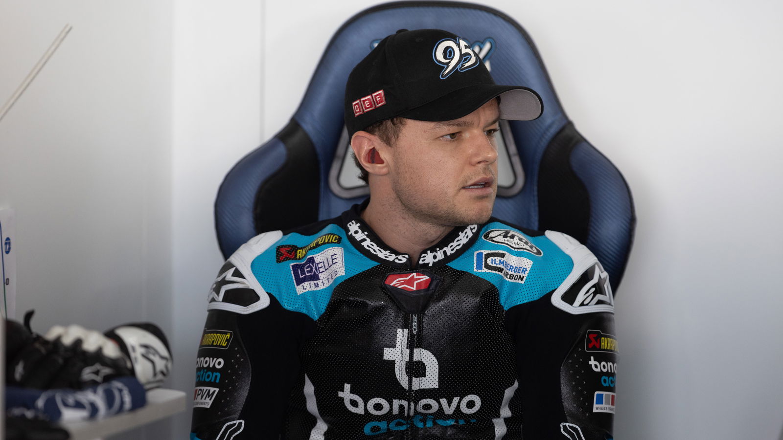 Tarran Mackenzie, 2025 Spanish WorldSBK, pit box. Credit: Gold and Goose.