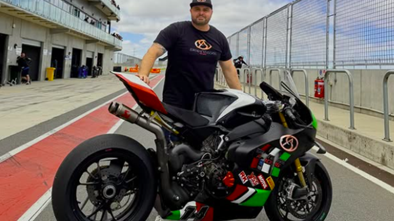 Lee Khouri with Superbike Advocates Ducati. Credit: Instagram/Superbike Advocates.