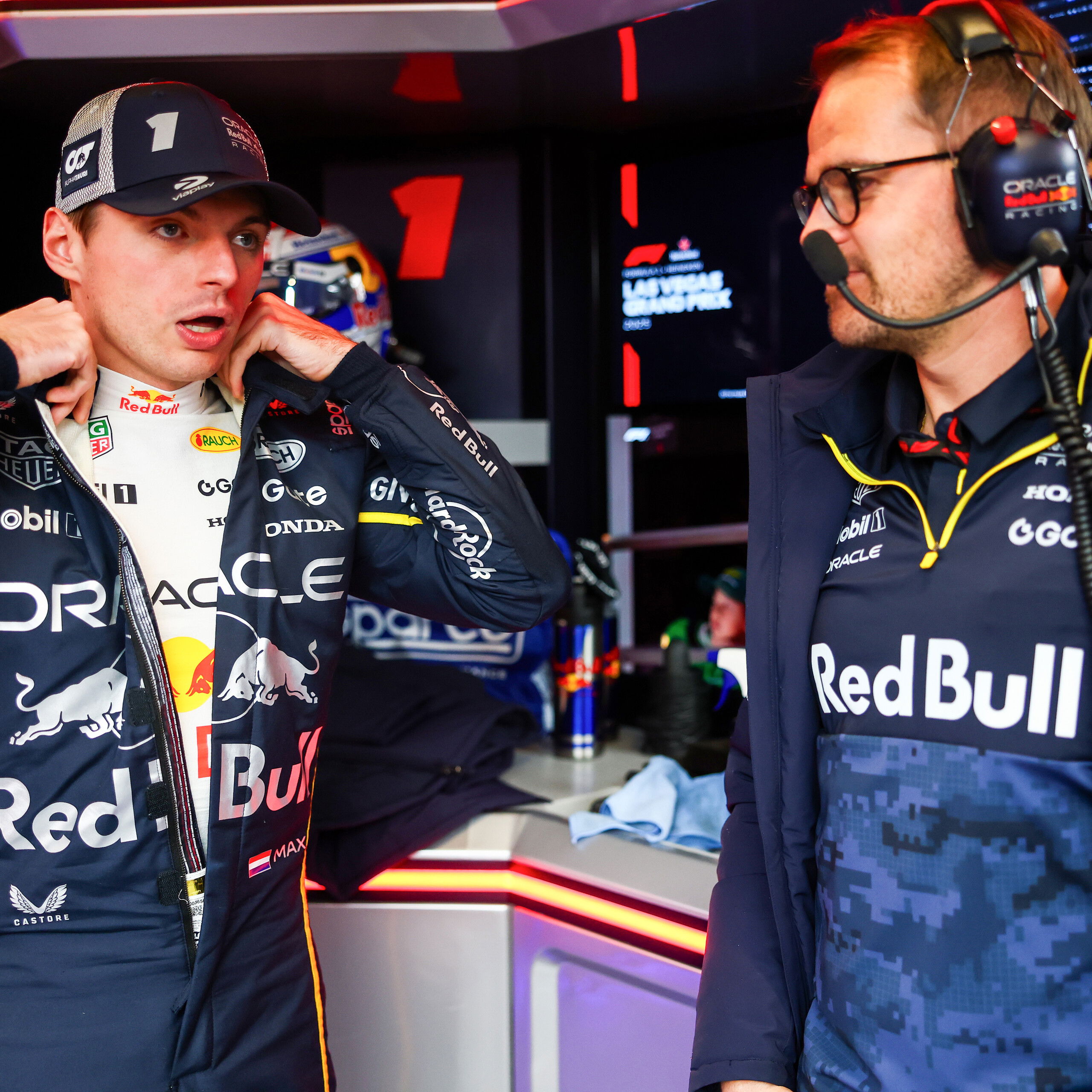 Verstappen kept alive his slim F1 title hopes