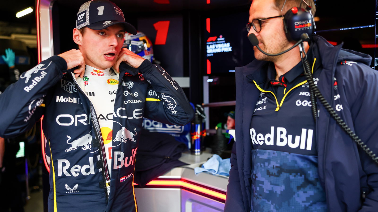 Verstappen kept alive his slim F1 title hopes