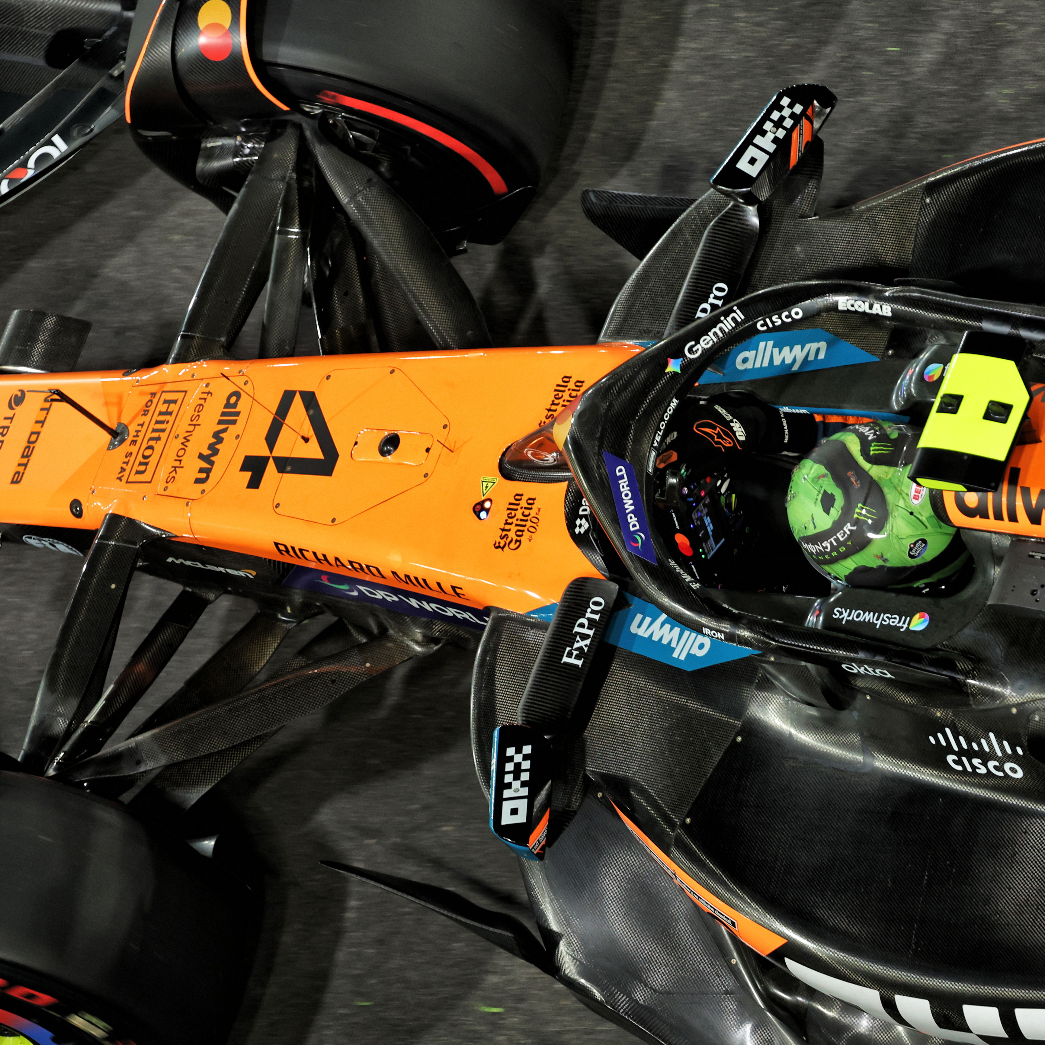 Norris set the pace in second practice 