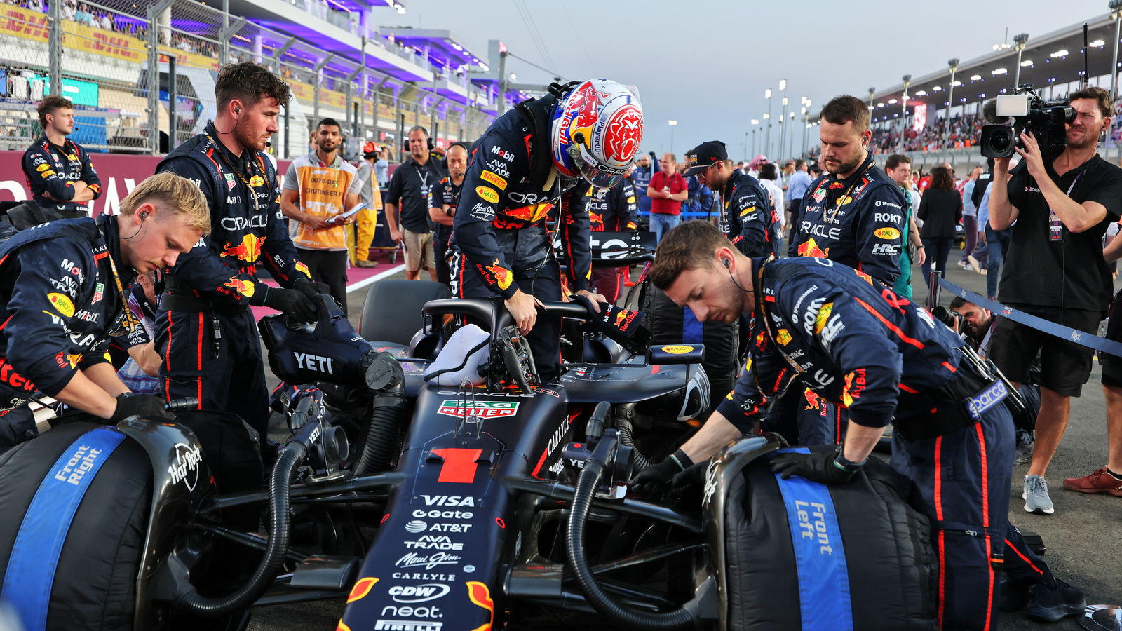 Verstappen is looking to stay in F1 title contention