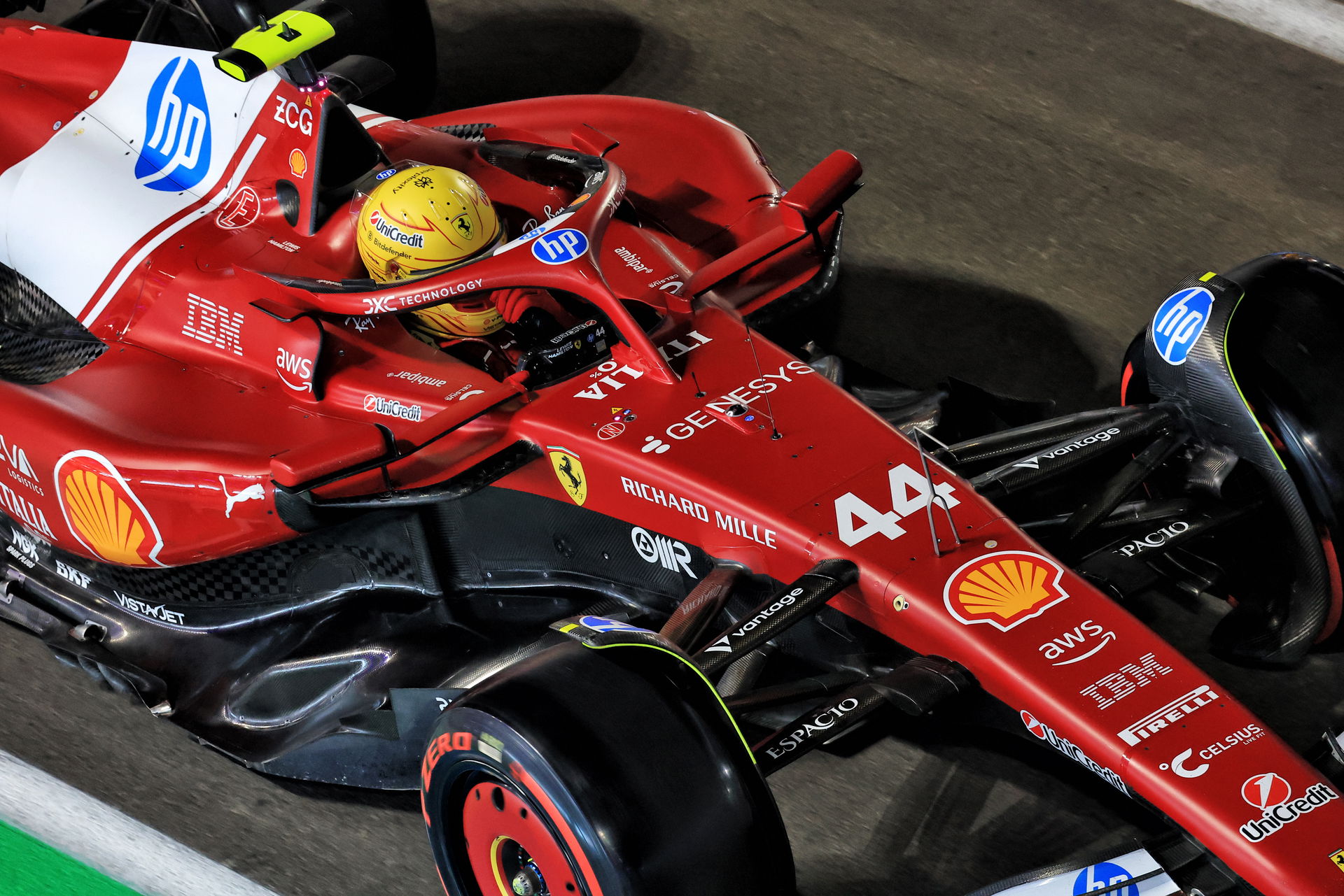 Hamilton saldrá 17º tras una penalización a un rival