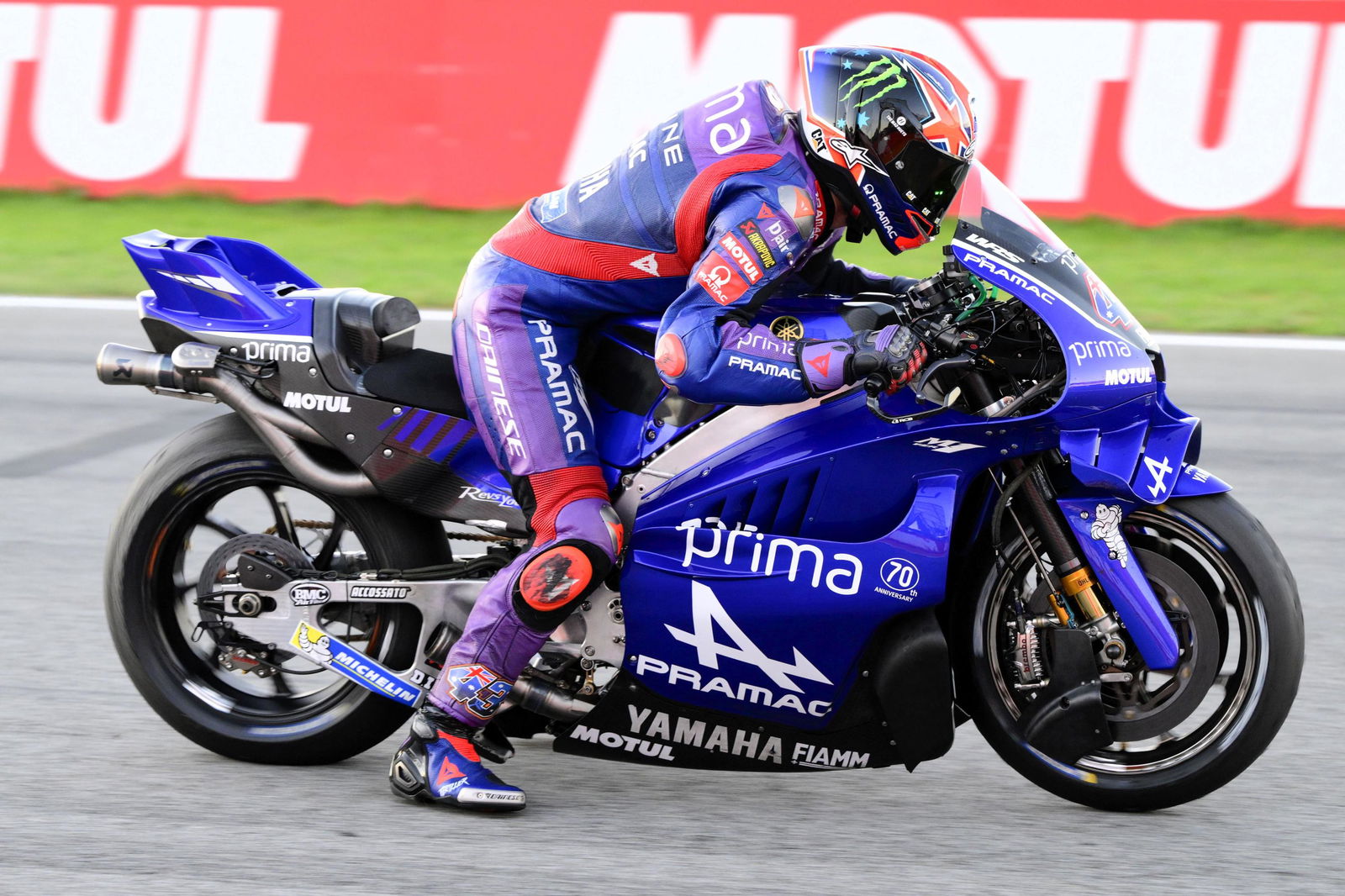 Jack Miller, Yamaha V4
