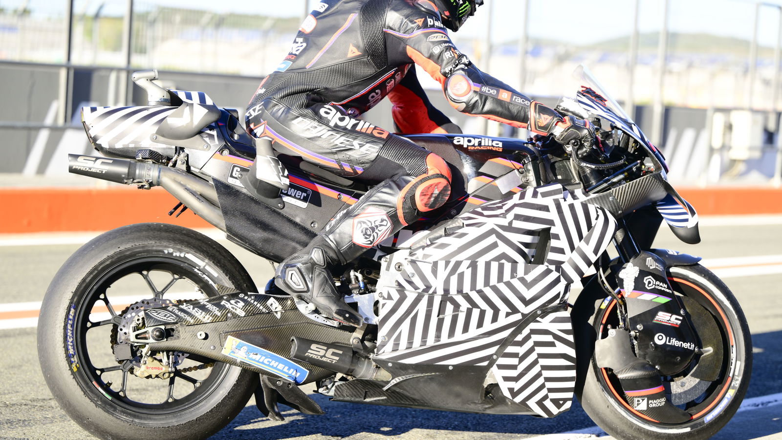 Marco Bezzecchi, Aprilia Factory Racing, 2025 Valencia test