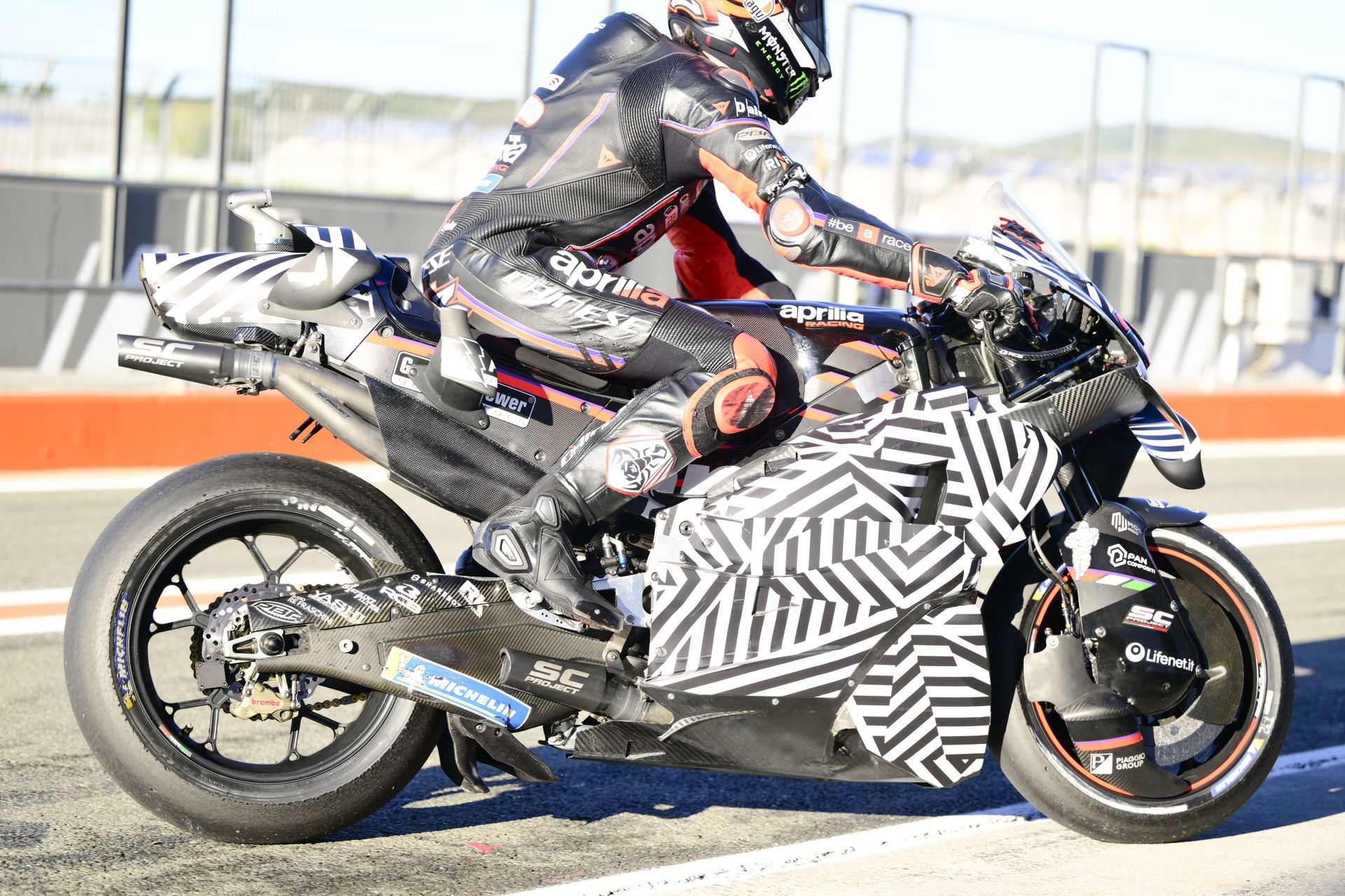 Marco Bezzecchi, Aprilia Factory Racing, 2025 Valencia Test