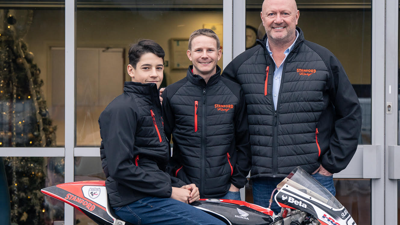Henry McCartney signs for Standford Racing, British Moto4 2026. Credit: Stanford Racing.