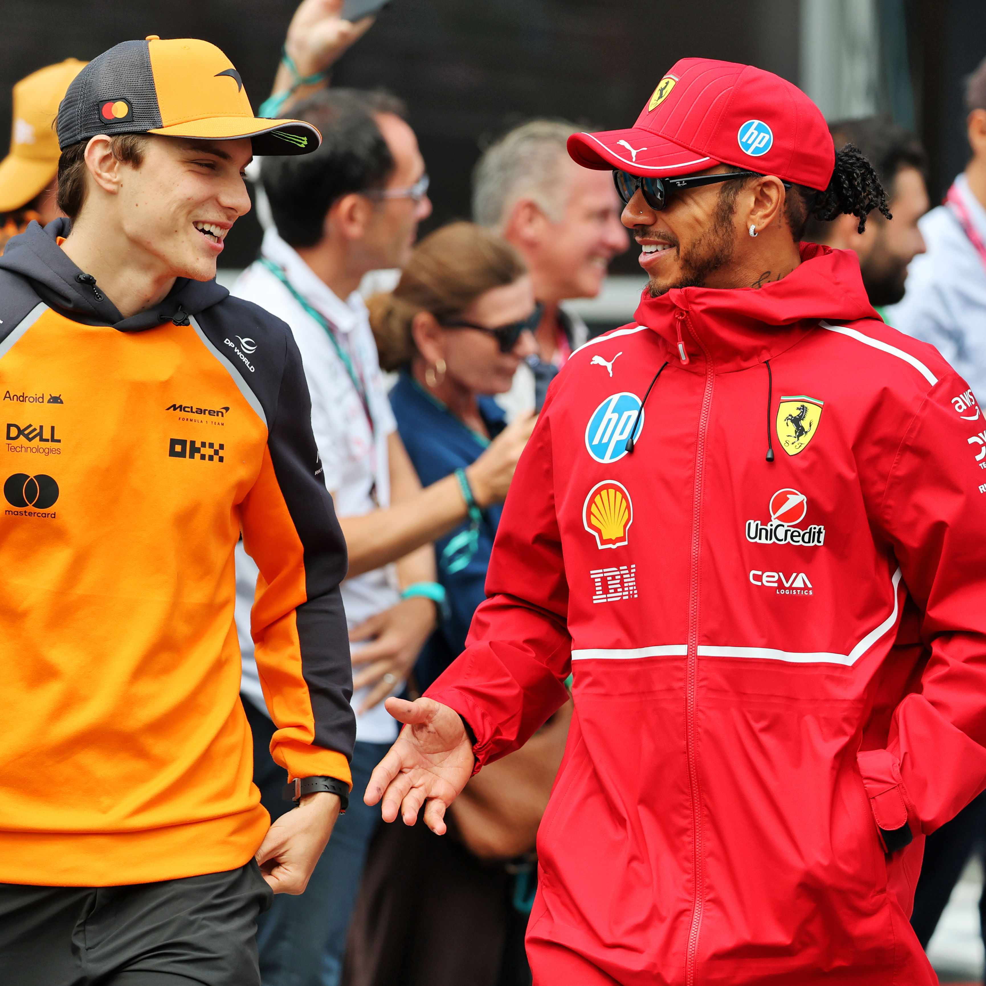Oscar Piastri and Lewis Hamilton