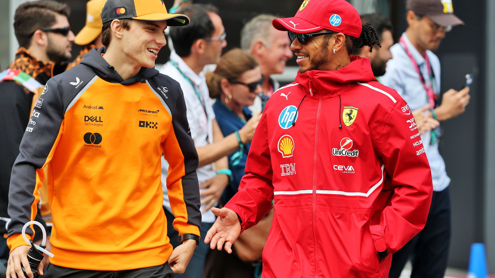 Oscar Piastri and Lewis Hamilton