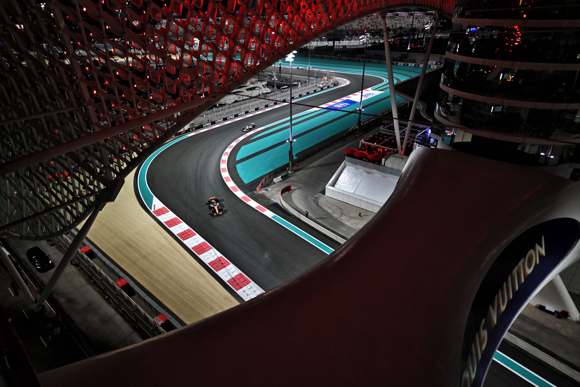 Piastri seems to be on the back foot.