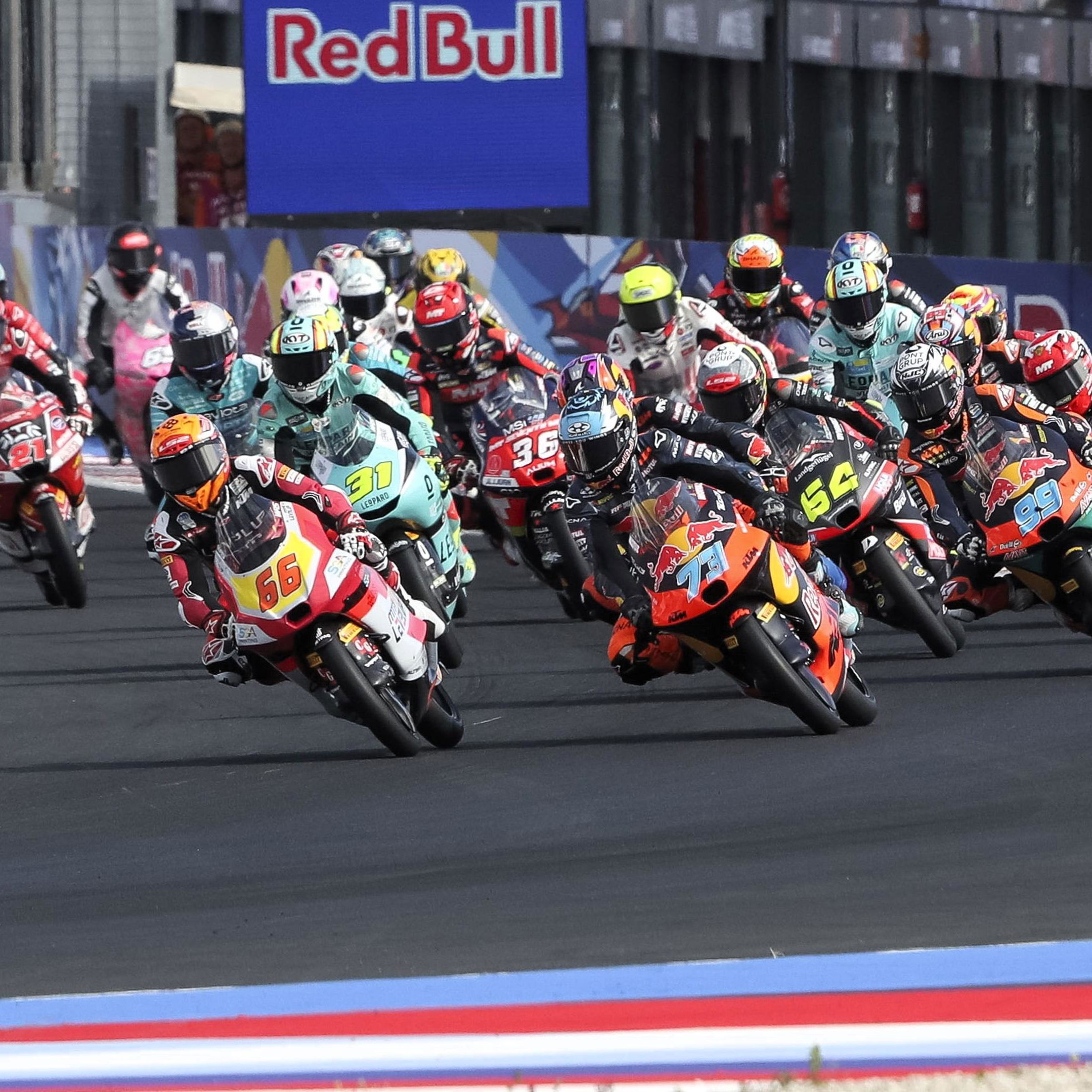 Start, 2025 San Marino Moto3 Grand Prix.