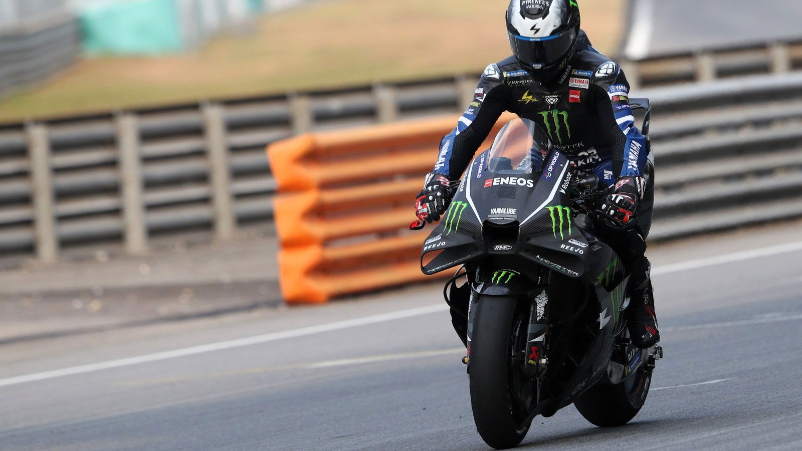 Alex Rins, new Yamaha wing, Sepang MotoGP Shakedown Test (pic: Gold&Goose).