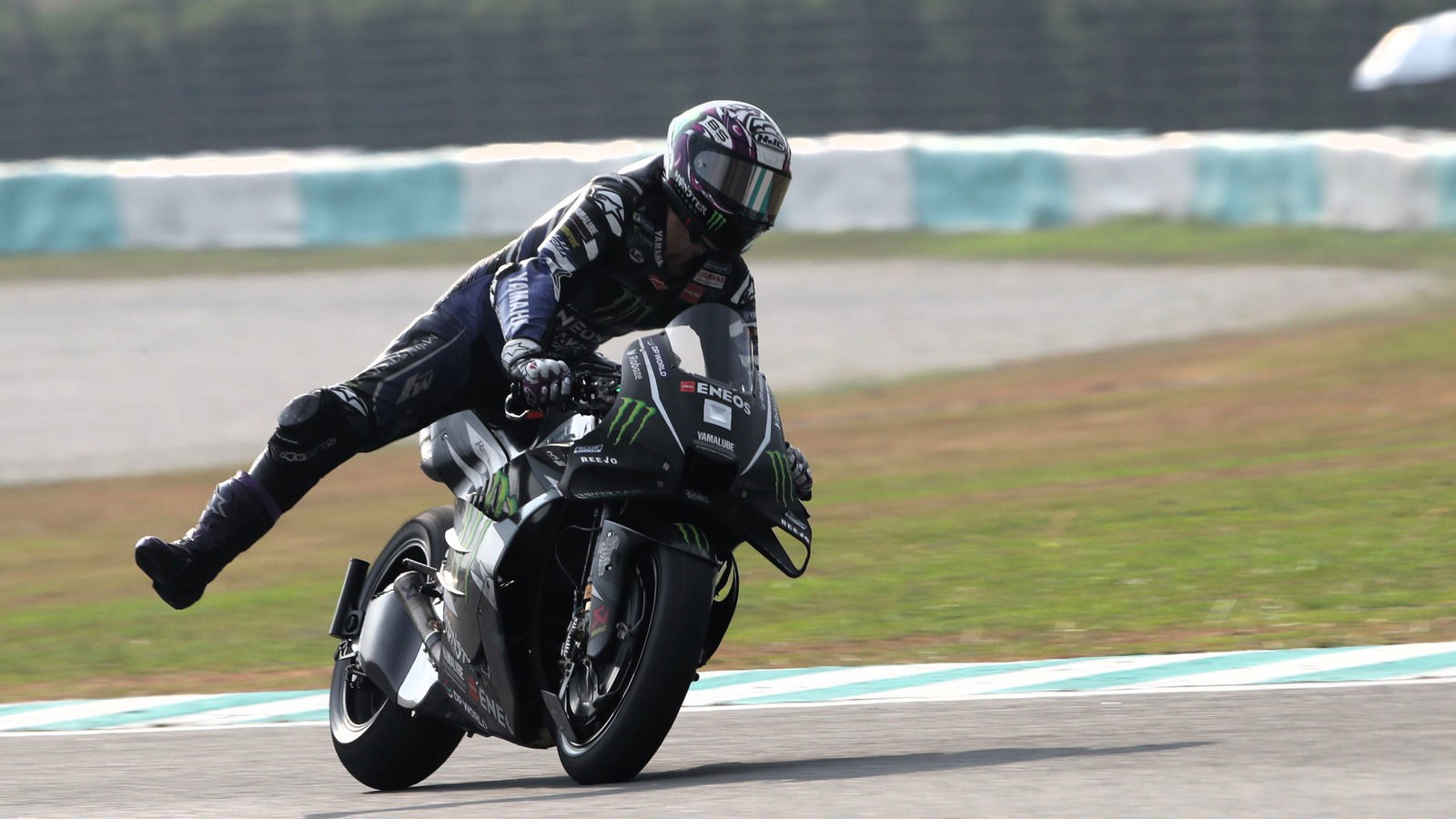 Fabio Quartararo prueba la última versión aerodinámica de Yamaha en el último día del Shakedown Test de MotoGP de Sepang.