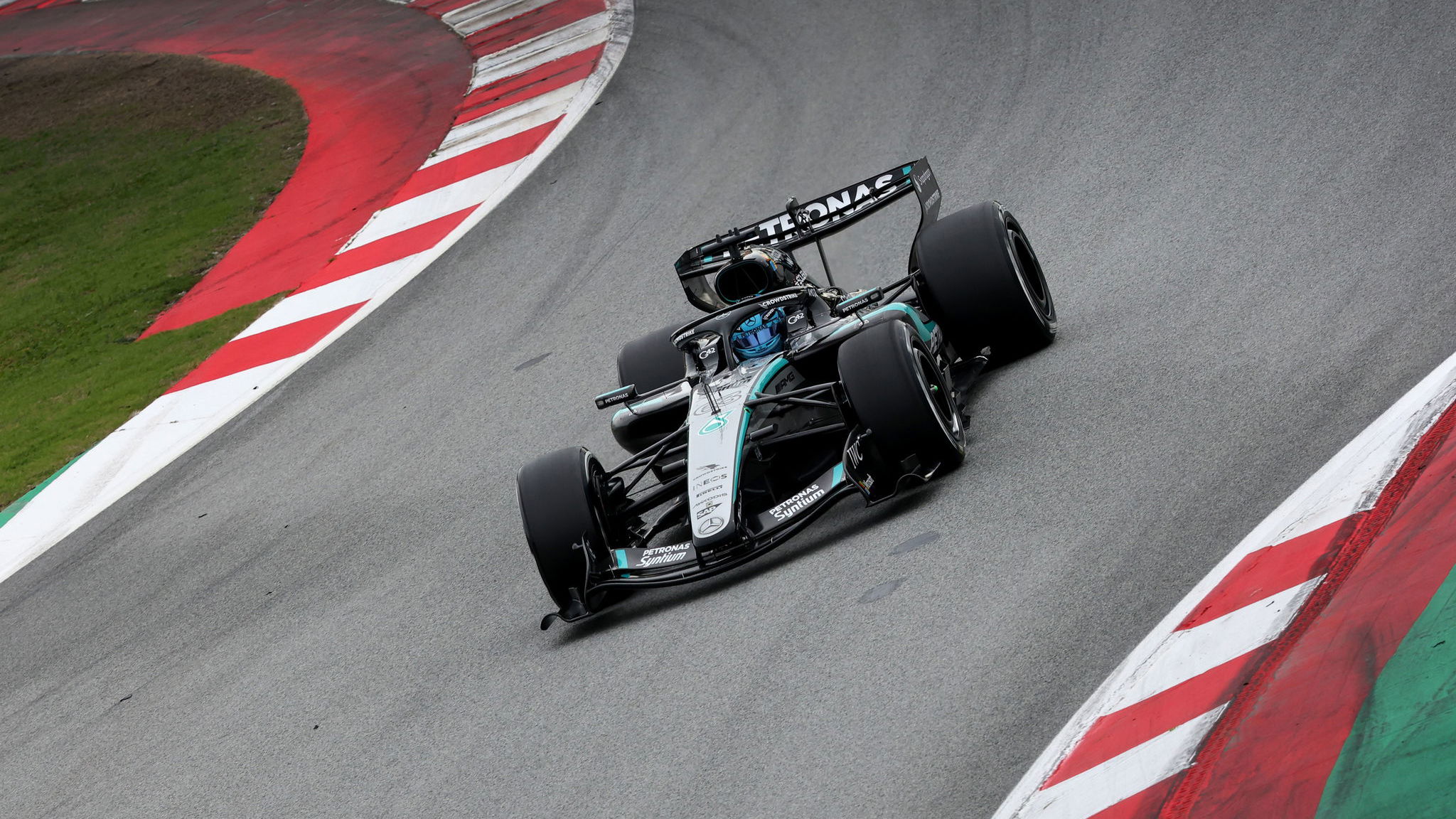 Russell in Mercedes' new F1 car