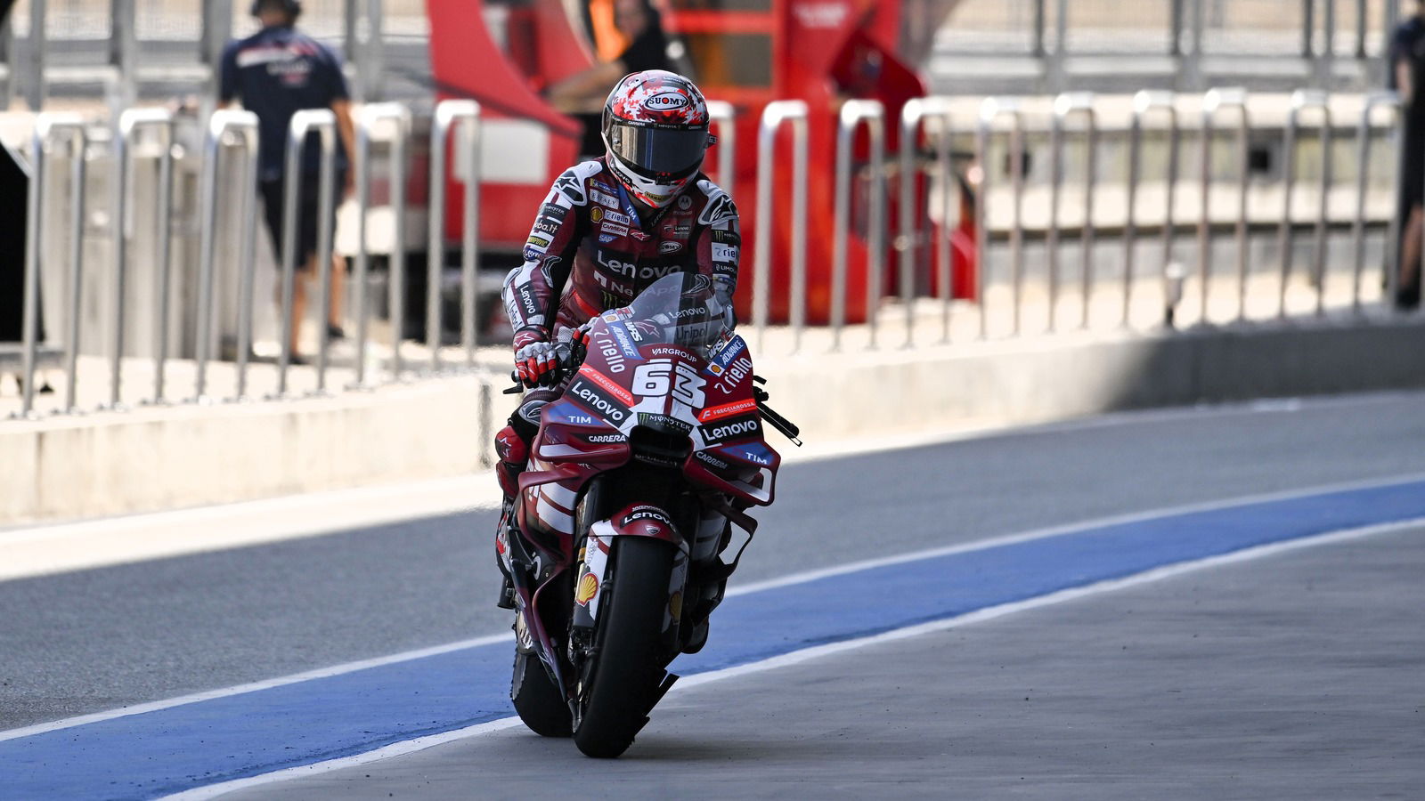 Francesco Bagnaia, 2026 Buriram MotoGP Test (Gold & Goose).