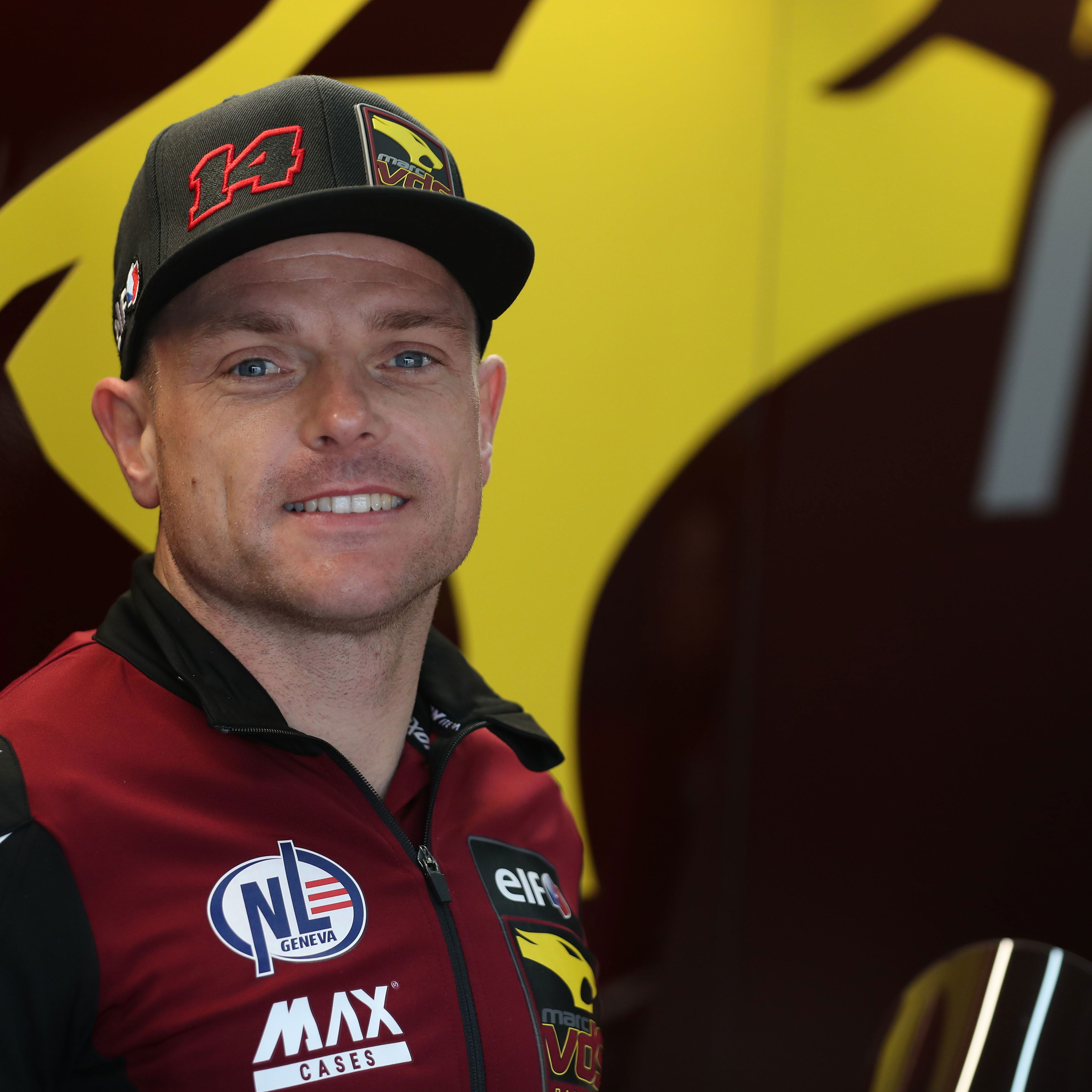 Sam Lowes, January 2026 Jerez WorldSBK Test, pit box. Credit: Gold and Goose.