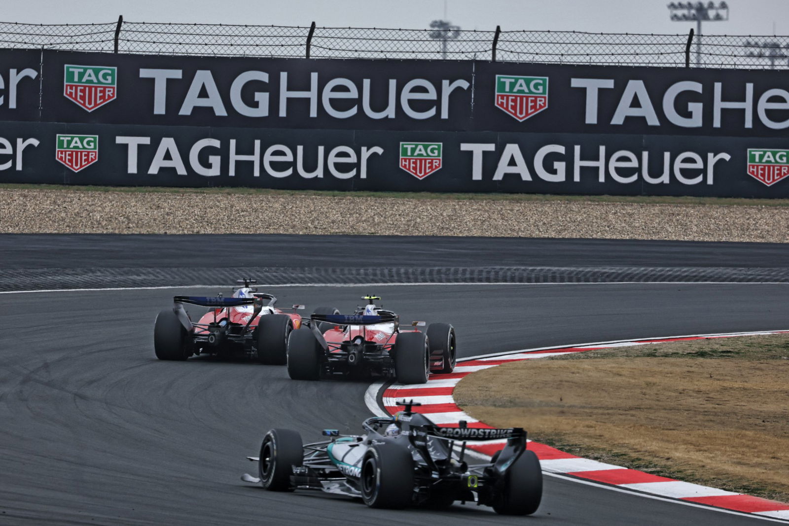 Russell tuvo un asiento en primera fila para la acción.