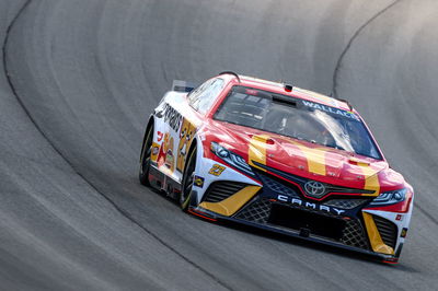 NASCAR: Wallace Raih Pole Cup Series Pertamanya di Michigan