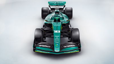 Mengapa Aston Martin memamerkan mobil F1 tahun 2022 yang asli