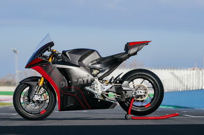 Pirro: Ducati MotoE prototype 'light, good balance'
