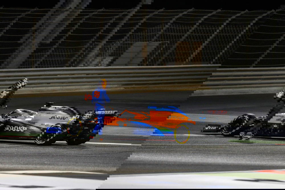 Hamilton charges to dominant F1 Bahrain GP pole ahead of Bottas