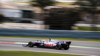 FIRST LOOK: Ferrari and Haas debut 2021 F1 cars in Bahrain