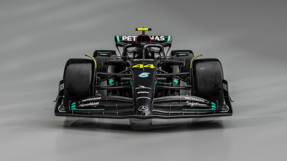 Hamilton Peringatkan Rivalnya Dia Masih Bisa Berkembang
