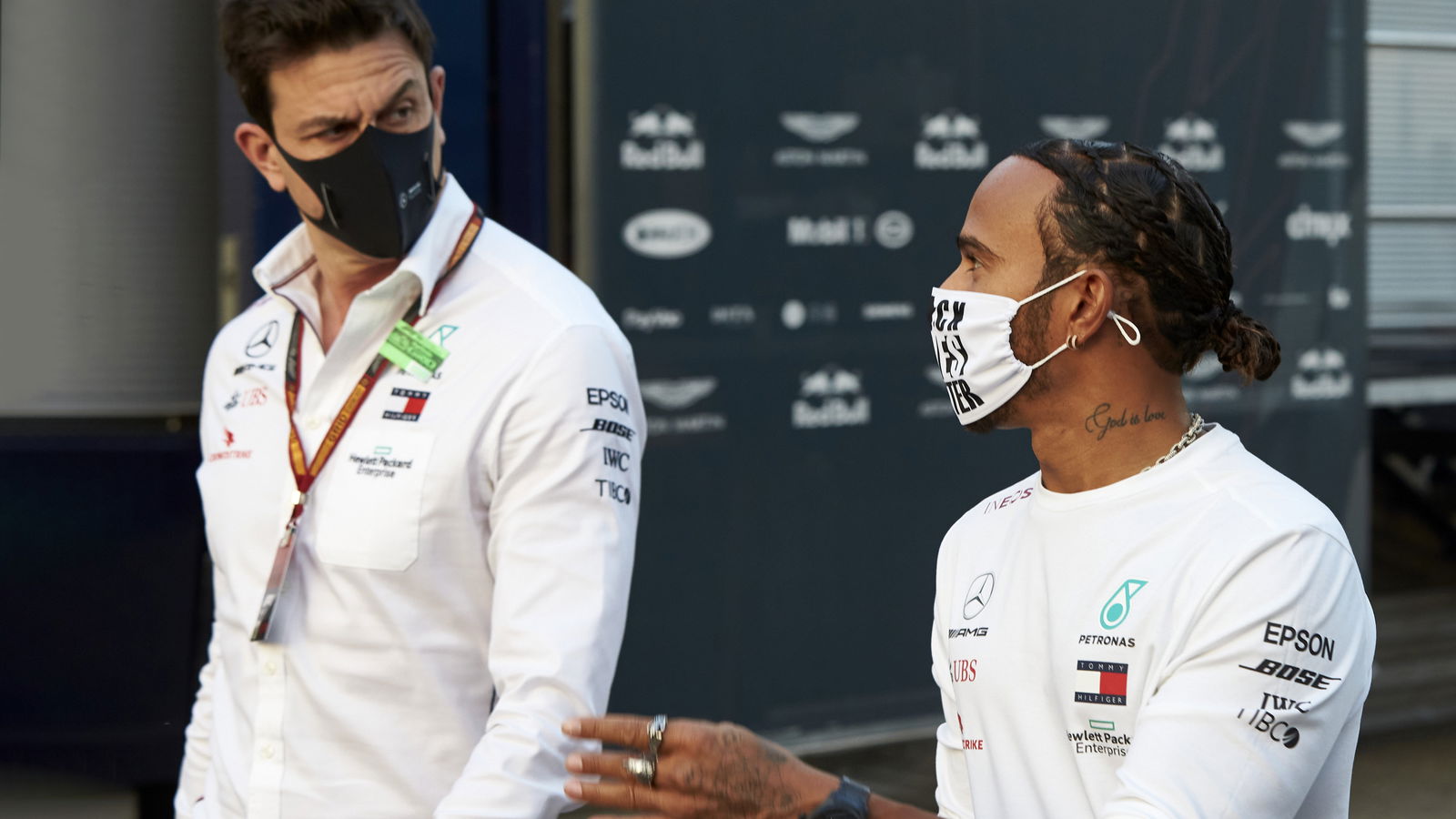 Hamilton ‘always recognised’ global situation during F1 contract talks - Wolff