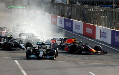 Lewis Hamilton: Red Bull Jelas Lebih Cepat dari Mercedes