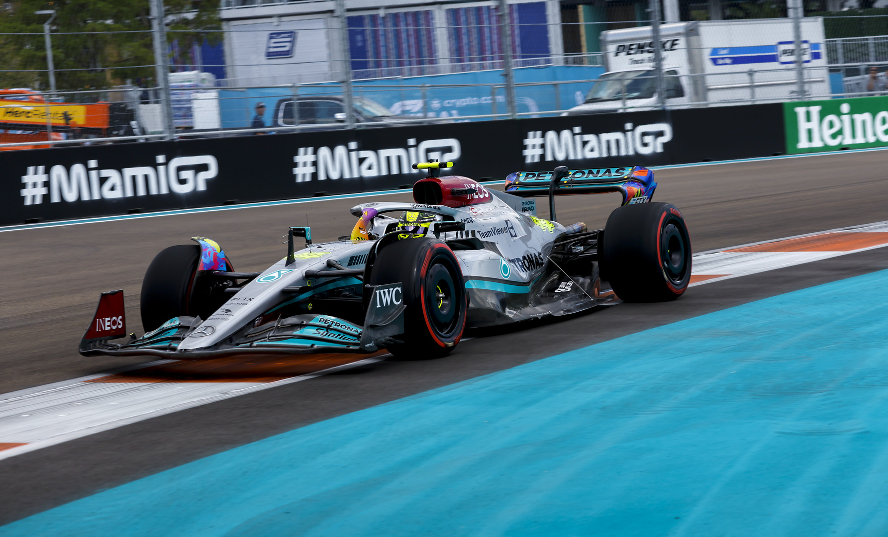 Mercedes: Miami promise shows W13 can fight at front of F1 in 2022