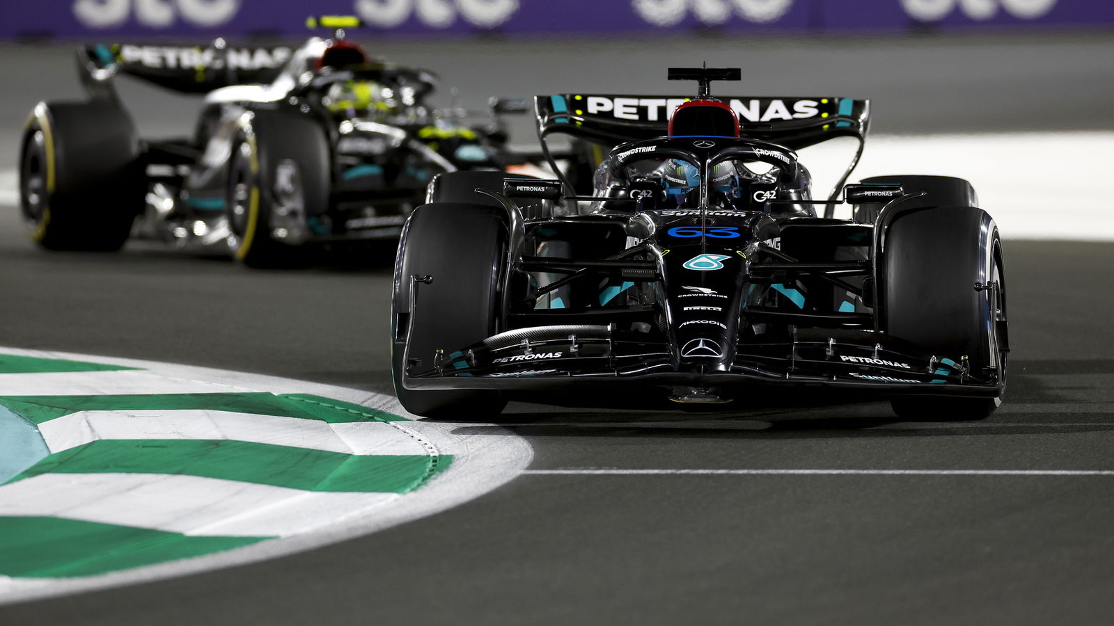 Alasan Mercedes Tidak Menerapkan Team Order di Arab Saudi