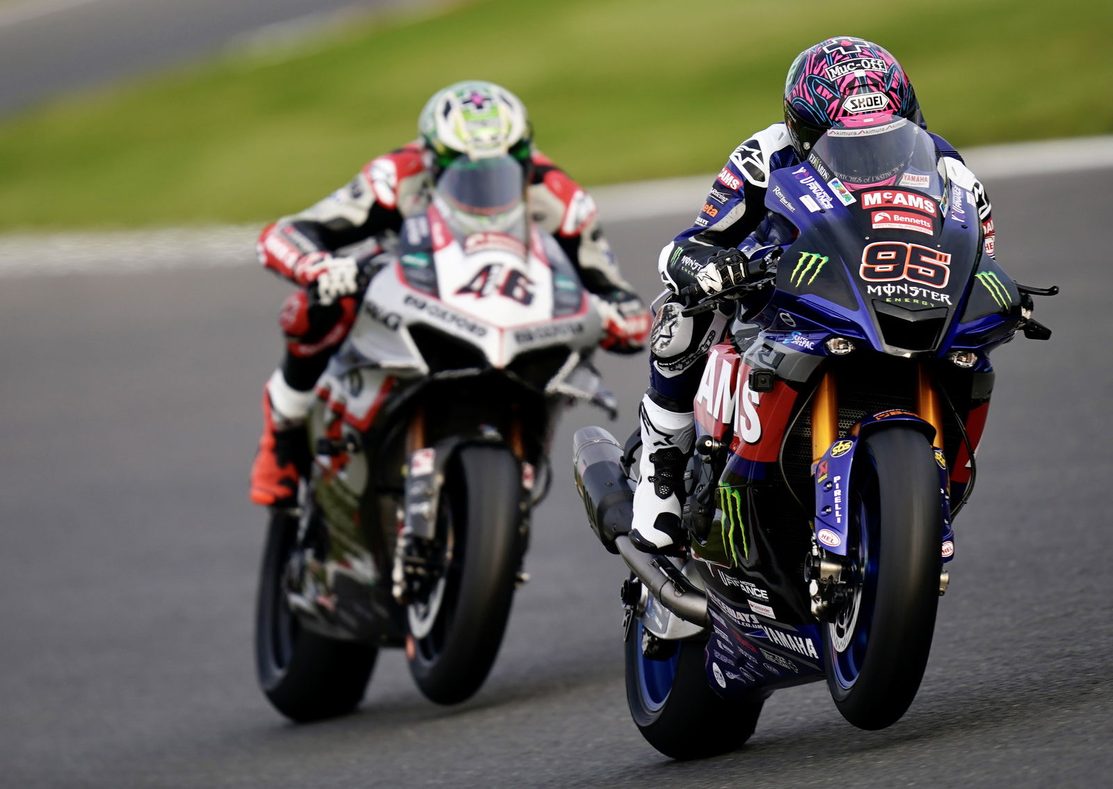 Tarran Mackenzie Pastikan Gelar BSB 2021 di Brands Hatch