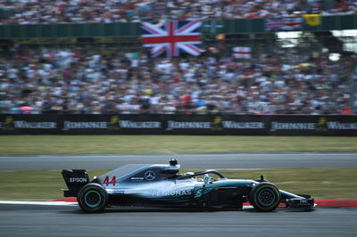 Hamilton says F1 can’t ‘turn its back’ on Silverstone