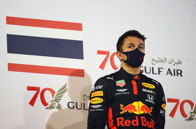 EKSLUSIF: Albon Anggap F1 GP Inggris Bukan Balapan Kandangya