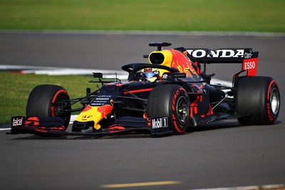 Sergio Perez menjajal Red Bull RB15 untuk pertama kalinya