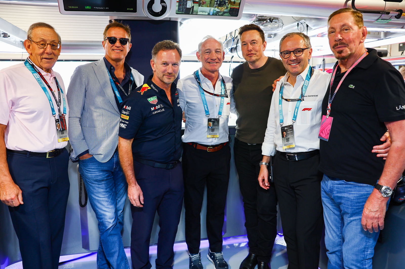 Musk di Red Bull, Bezos bergabung dengan pit wall McLaren saat miliarder mengunjungi Miami F1