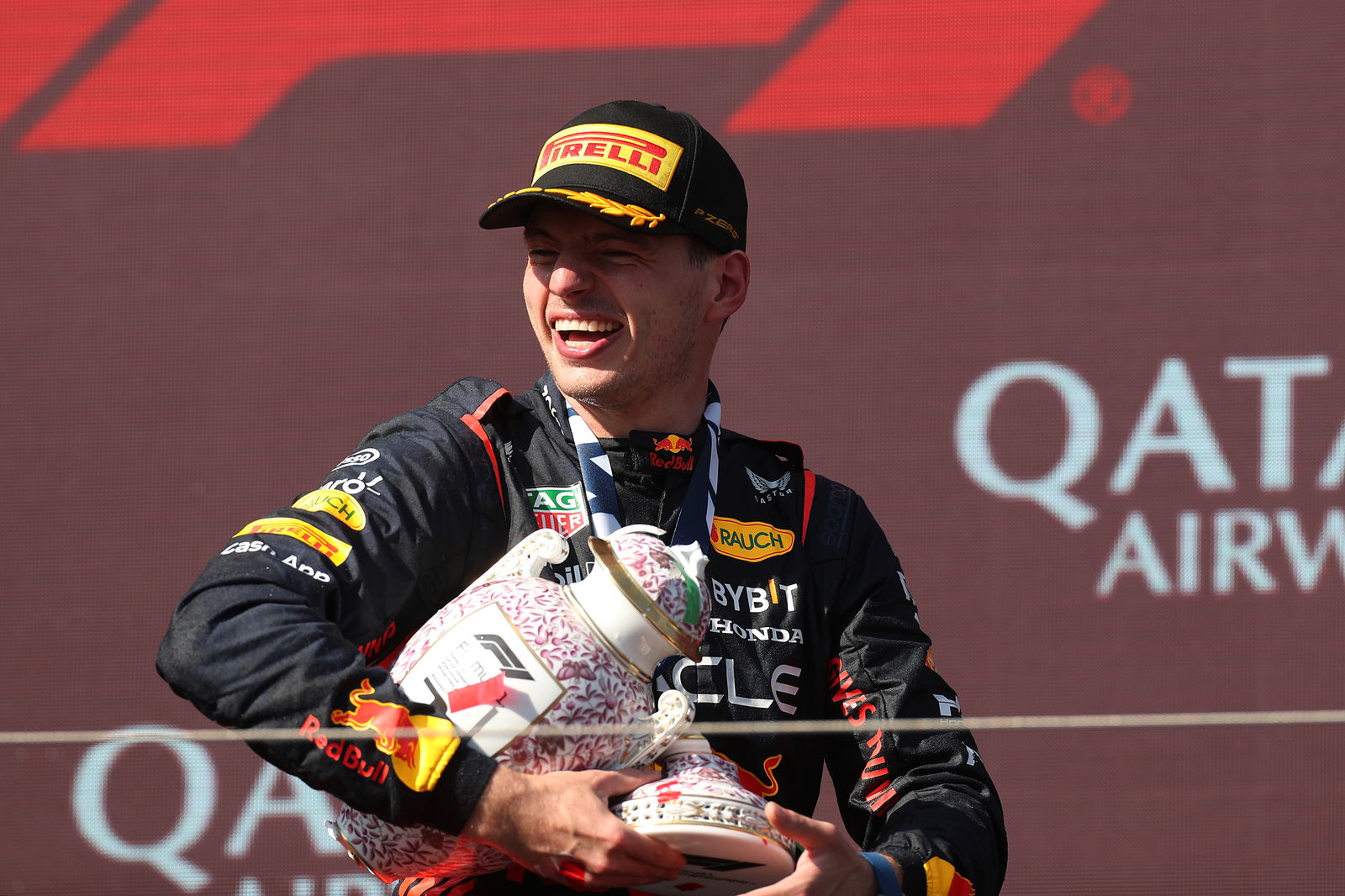 Horner 'sending bill' to Norris for Verstappen trophy smash