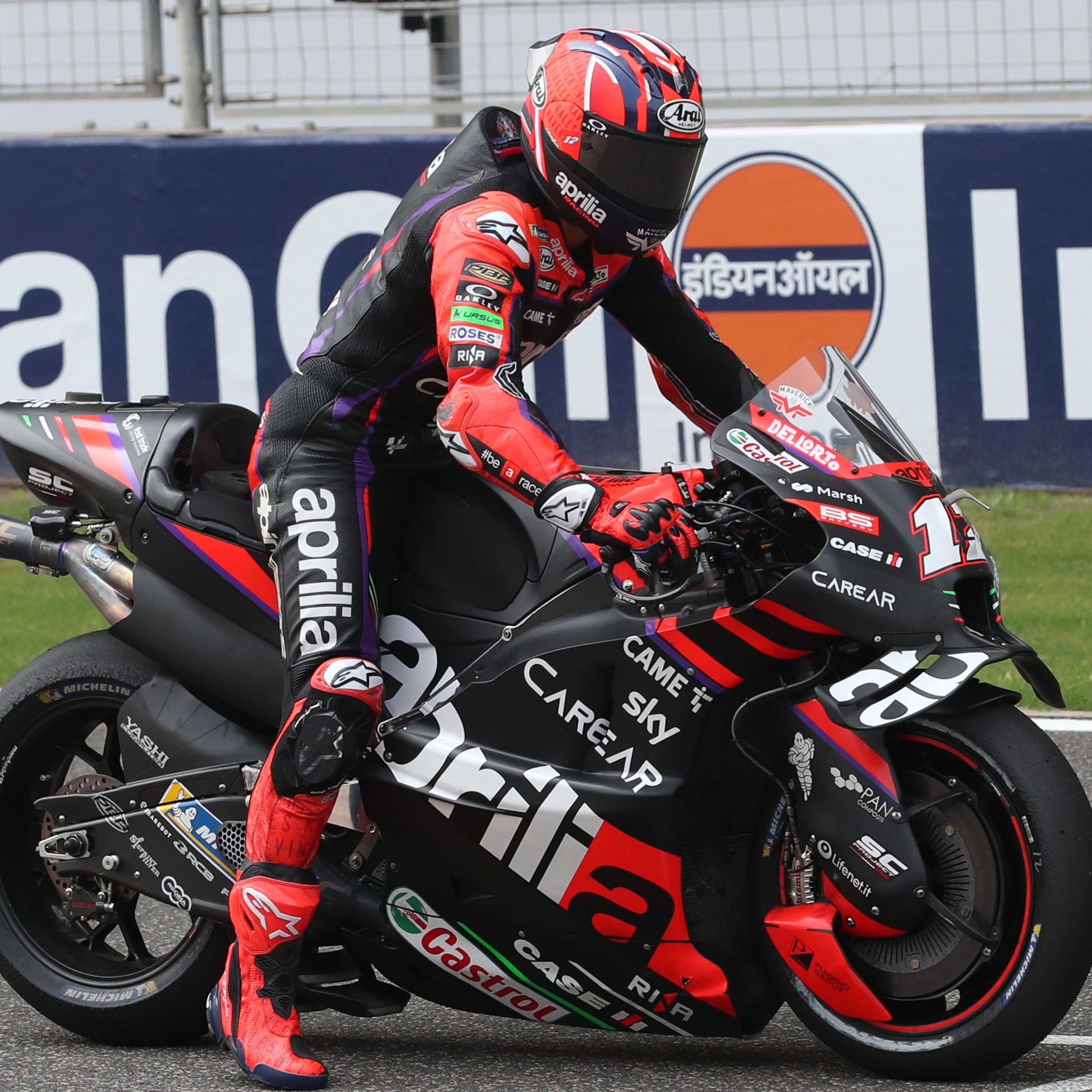 Maverick Vinales, practice start