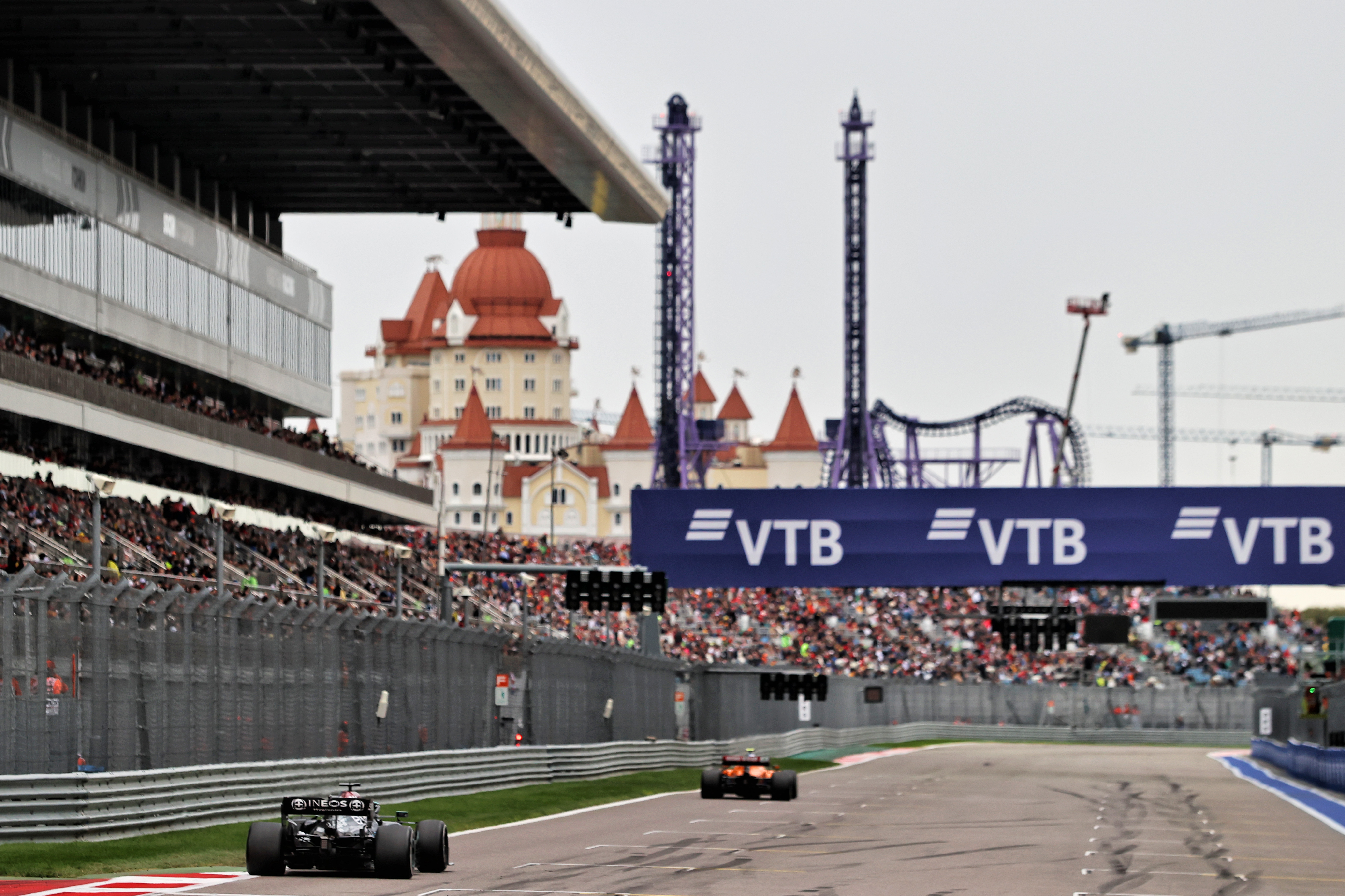 F1 Decides Not to Replace Russian Grand Prix