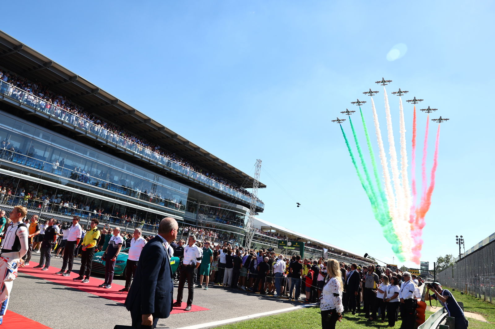Vettel told to apologise for Italian GP fly-by criticism of Italian president