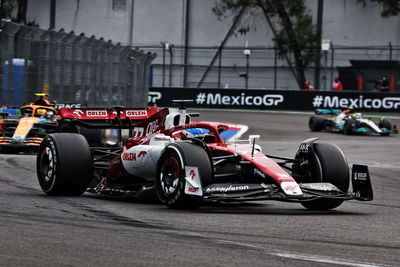 Verstappen easily beats Hamilton in Mexico to claim record F1 win