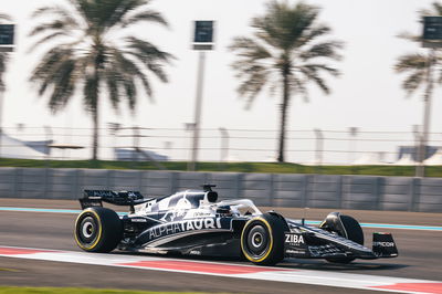 FIRST LOOK: Five drivers debut for new teams at Abu Dhabi F1 test