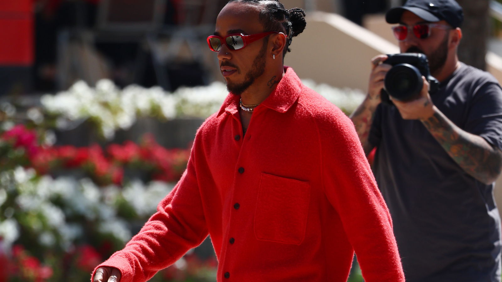 Hamilton Tegaskan Tidak Mendunda Pembicaraan Kontrak Baru