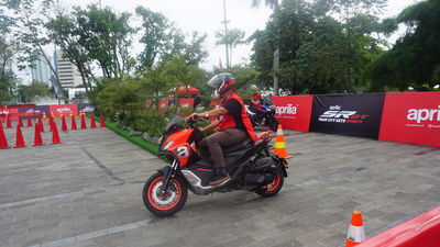 Aprilia SR-GT 200 test ride