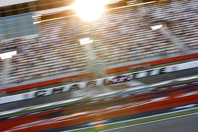 NASCAR Cup: Hamlin Kunci Pole Position untuk Coca-Cola 600