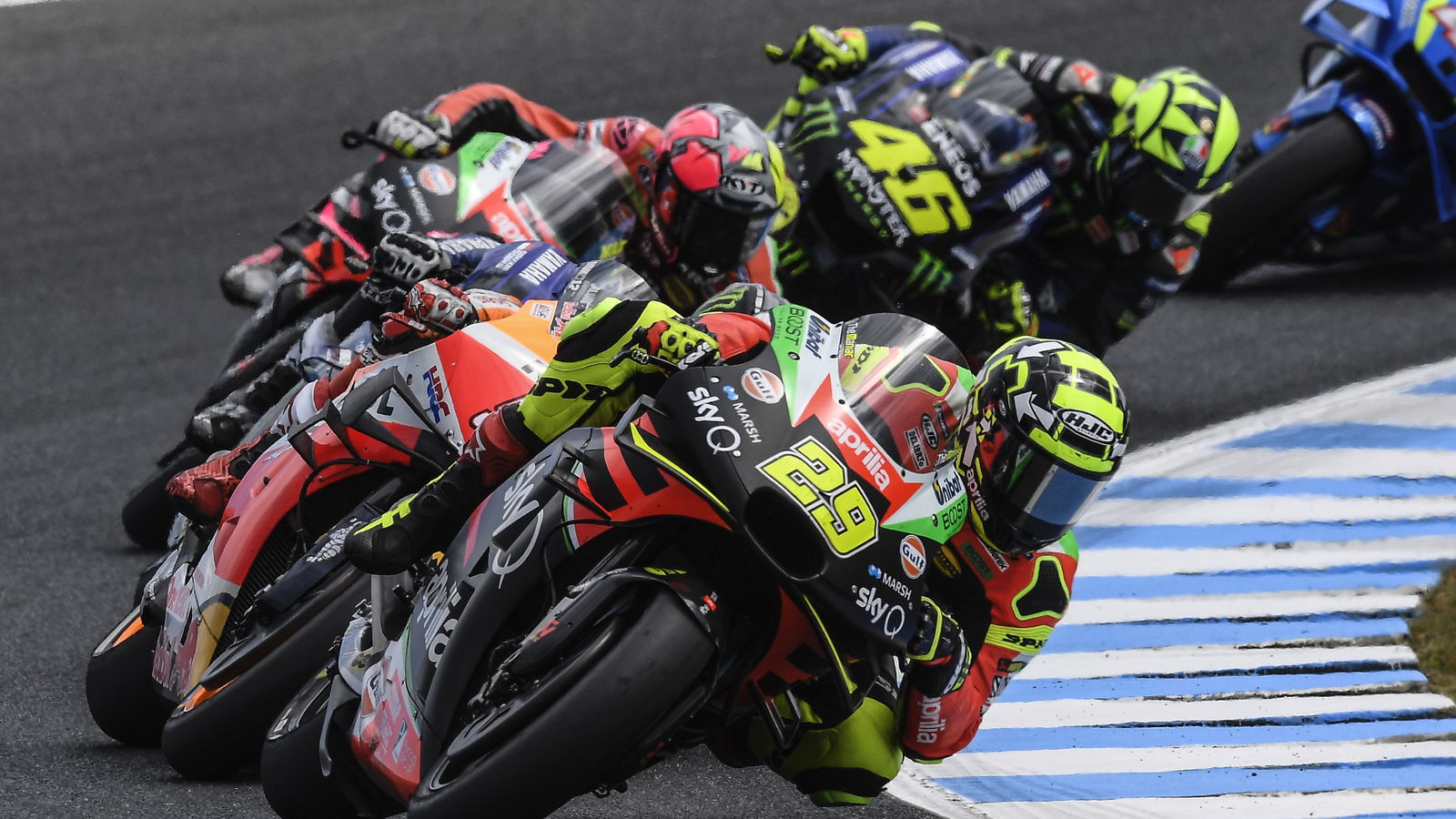 'Mendebarkan' - Iannone memimpin untuk Aprilia